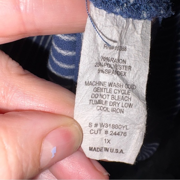 Blue and White Chevron Striped Button Embellished Relaxed Blouse USA - Picture 3 of 4